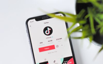 5 TikTok Accounts for Your Mental Health